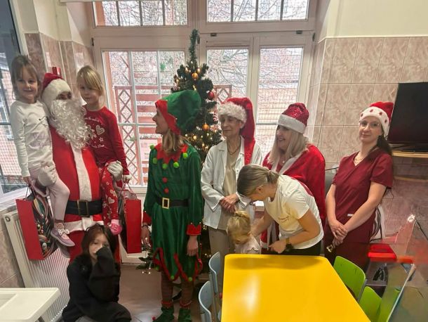 Święty Mikołaj odwiedził szpital